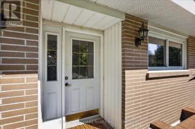 130 ROPER DRIVE Peterborough (Monaghan Ward 2) Ontario photo 8