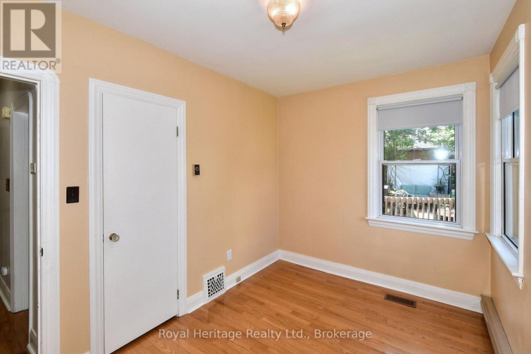 476 KING GEORGE STREET, Peterborough (Otonabee Ward 1), Ontario, K9J1S1