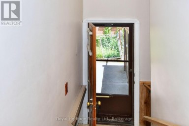 476 KING GEORGE STREET Peterborough (Otonabee Ward 1) Ontario photo 14