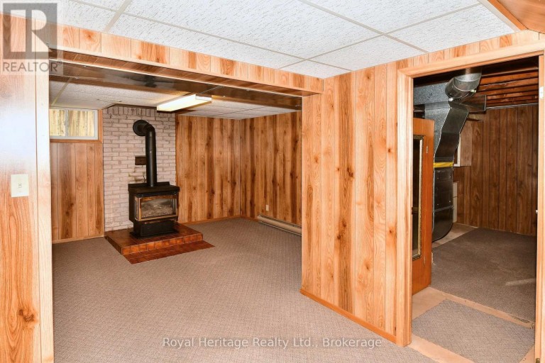 476 KING GEORGE STREET, Peterborough (Otonabee Ward 1), Ontario, K9J1S1