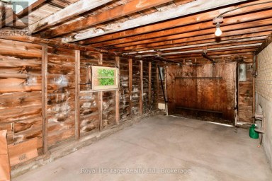 476 KING GEORGE STREET Peterborough (Otonabee Ward 1) Ontario photo 29