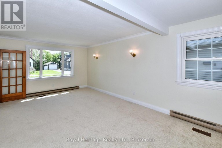 476 KING GEORGE STREET, Peterborough (Otonabee Ward 1), Ontario, K9J1S1