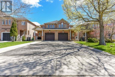 33 COPPERMILL DRIVE Brampton (Northwest Sandalwood Parkway) Ontario photo 1