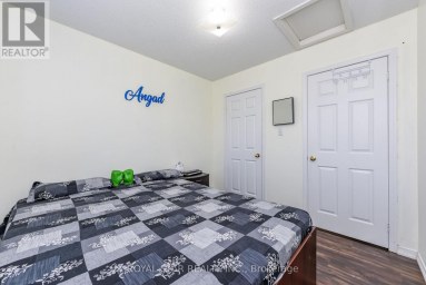 33 COPPERMILL DRIVE Brampton (Northwest Sandalwood Parkway) Ontario photo 24