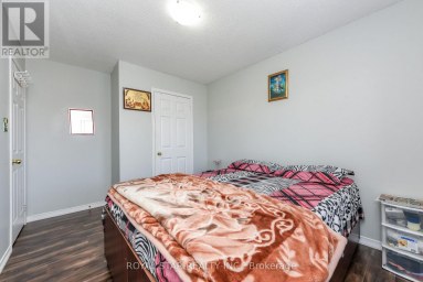 33 COPPERMILL DRIVE Brampton (Northwest Sandalwood Parkway) Ontario photo 26