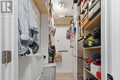 853 - 30 TANDRIDGE CRESCENT Toronto (Elms-Old Rexdale) Ontario photo 27