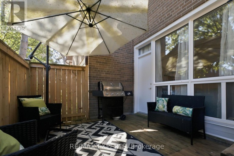 853 - 30 TANDRIDGE CRESCENT, Toronto (Elms-Old Rexdale), Ontario, M9W2P2