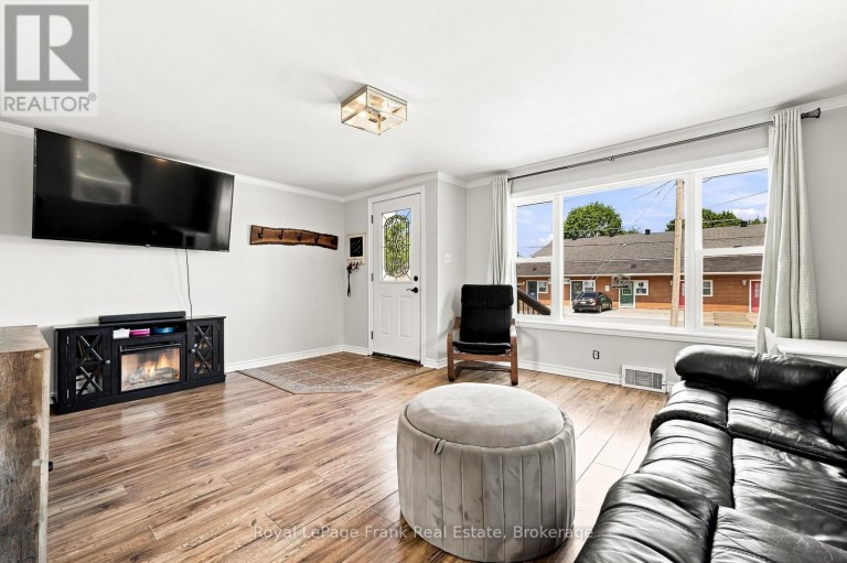 317 BAY STREET, Brock (Beaverton), Ontario, L0K1A0