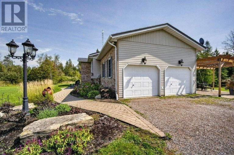 838 TRACEYS HILL ROAD, Kawartha Lakes (Emily), Ontario, K0L2W0