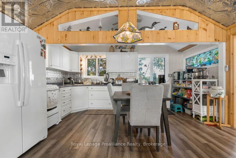 5 WATER - GUNTER LAKE, Tudor and Cashel (Cashel Ward), Ontario, K0L1W0