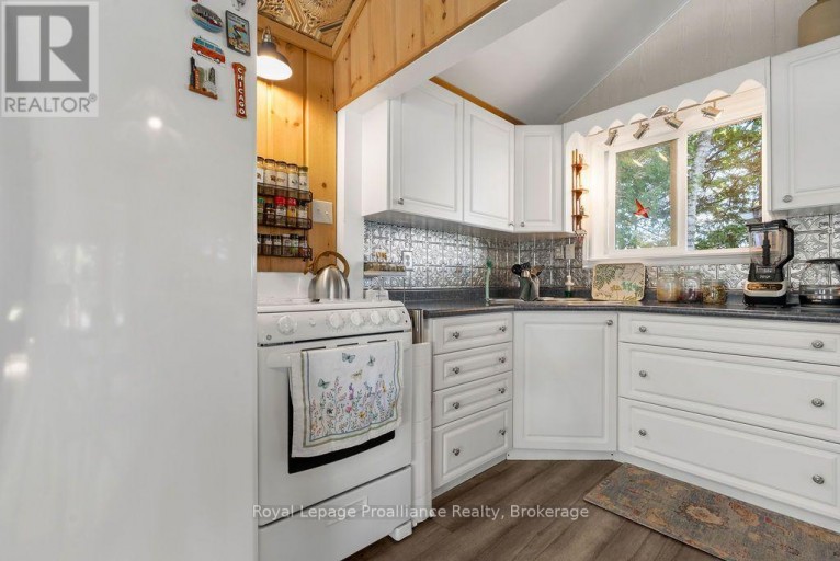 5 WATER - GUNTER LAKE, Tudor and Cashel (Cashel Ward), Ontario, K0L1W0