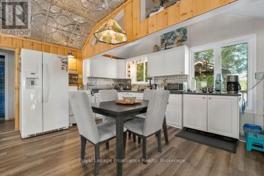 5 WATER - GUNTER LAKE Tudor and Cashel (Cashel Ward) Ontario photo 9