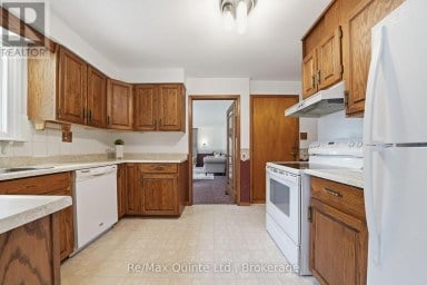 1678 COUNTY ROAD 3 ROAD Prince Edward County (Ameliasburg Ward) Ontario photo 15
