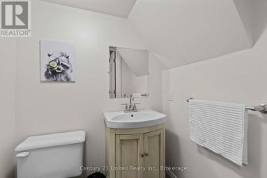 15 LAKEFIELD COURT Selwyn Ontario photo 23
