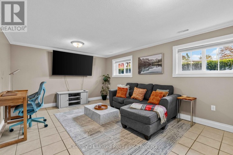 15 LAKEFIELD COURT, Selwyn, Ontario, K0L2H0