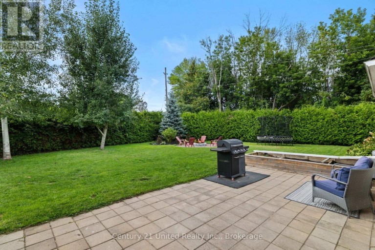 15 LAKEFIELD COURT, Selwyn, Ontario, K0L2H0