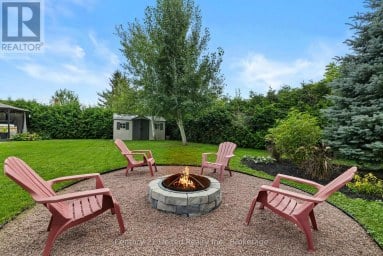 15 LAKEFIELD COURT Selwyn Ontario photo 38