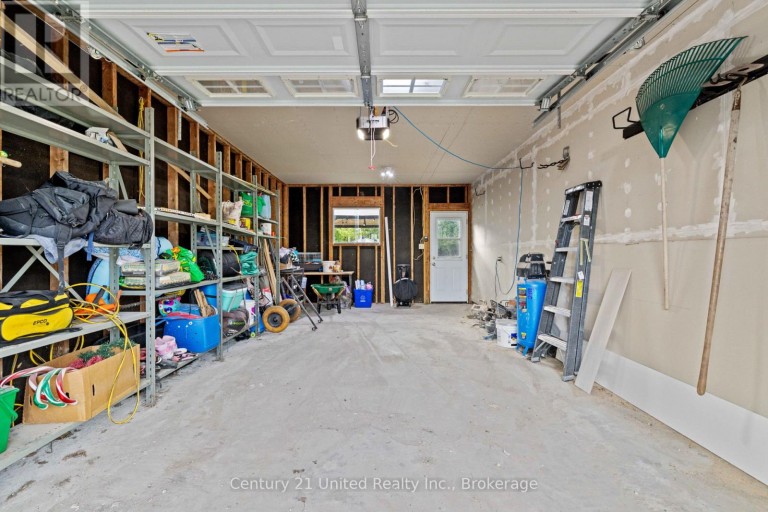 15 LAKEFIELD COURT, Selwyn, Ontario, K0L2H0