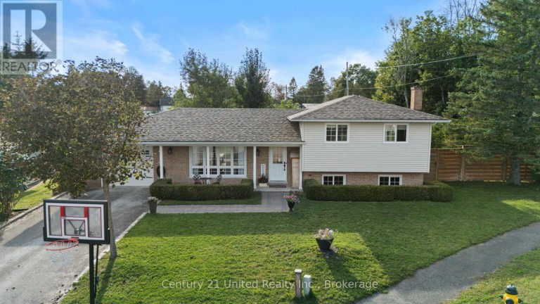 15 LAKEFIELD COURT, Selwyn, Ontario, K0L2H0