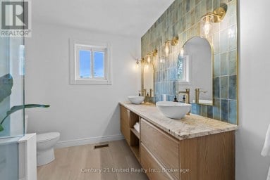 15 LAKEFIELD COURT Selwyn Ontario photo 5
