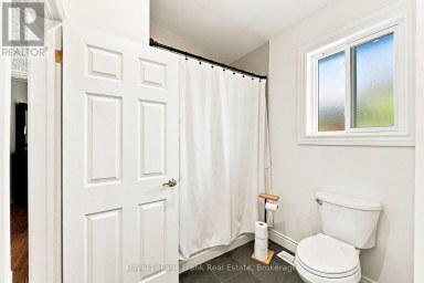 2 CRESTWOOD AVENUE Peterborough (Monaghan Ward 2) Ontario photo 23