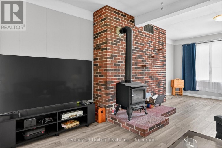 323 ST LAWRENCE STREET W, Centre Hastings, Ontario, K0K2K0