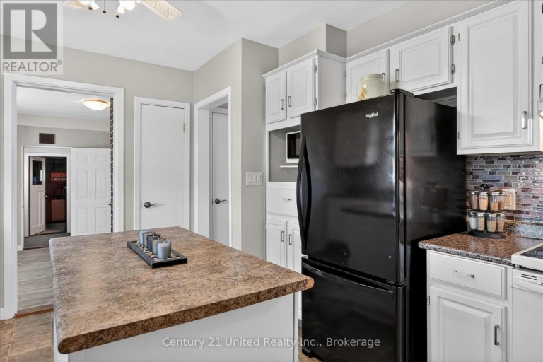 323 ST LAWRENCE STREET W, Centre Hastings, Ontario, K0K2K0
