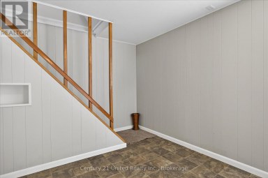 323 ST LAWRENCE STREET W Centre Hastings Ontario photo 28