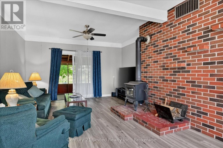 323 ST LAWRENCE STREET W, Centre Hastings, Ontario, K0K2K0
