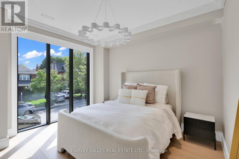 238 MELROSE AVENUE, Toronto (Lawrence Park North), Ontario, M5M1Z1