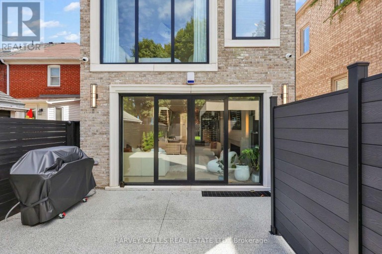 238 MELROSE AVENUE, Toronto (Lawrence Park North), Ontario, M5M1Z1