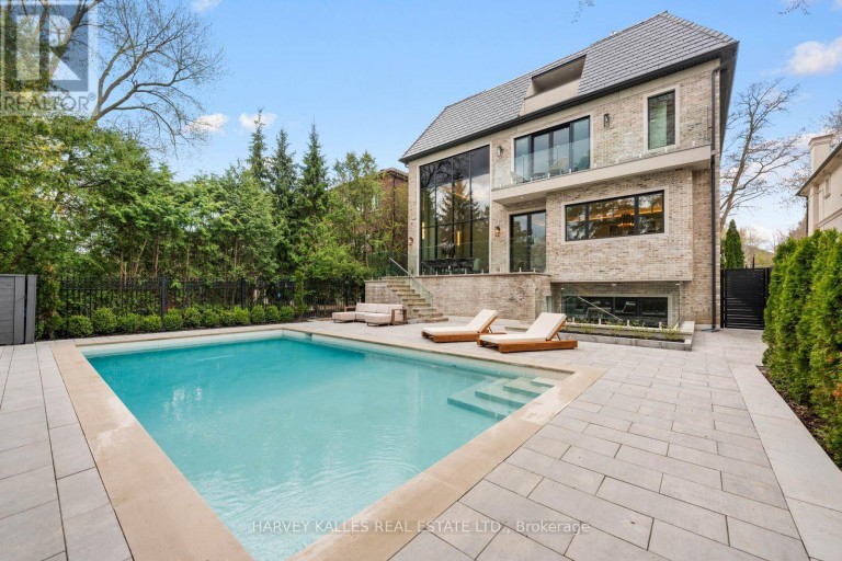 117 YONGE BOULEVARD, Toronto (Bedford Park-Nortown), Ontario, M5M3H2