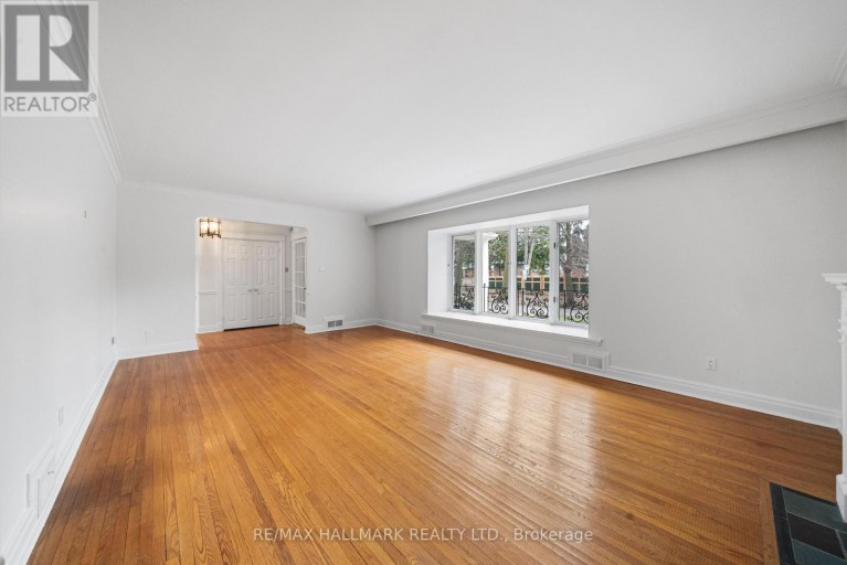 154 VALLEY ROAD, Toronto (Bridle Path-Sunnybrook-York Mills), Ontario, M2L1G4