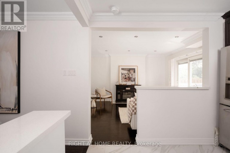 167 GOLDHAWK TRAIL, Toronto (Milliken), Ontario, M1V1X1