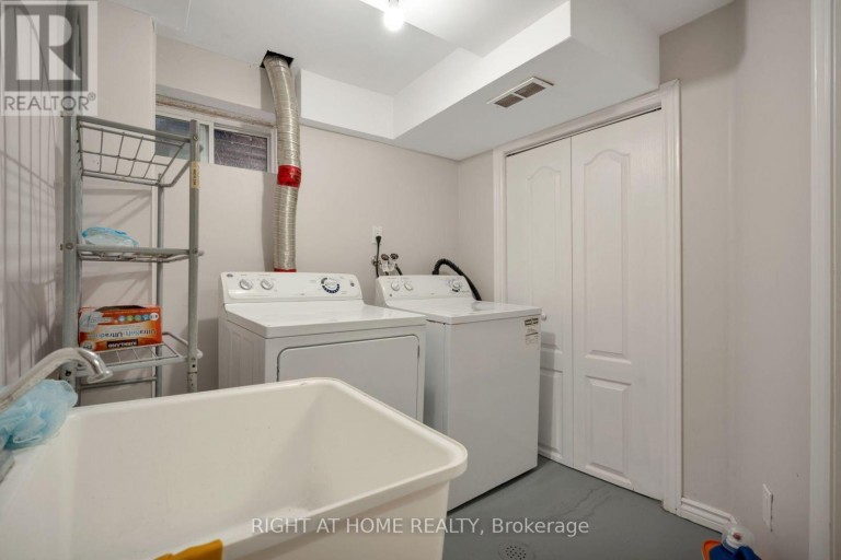 167 GOLDHAWK TRAIL, Toronto (Milliken), Ontario, M1V1X1