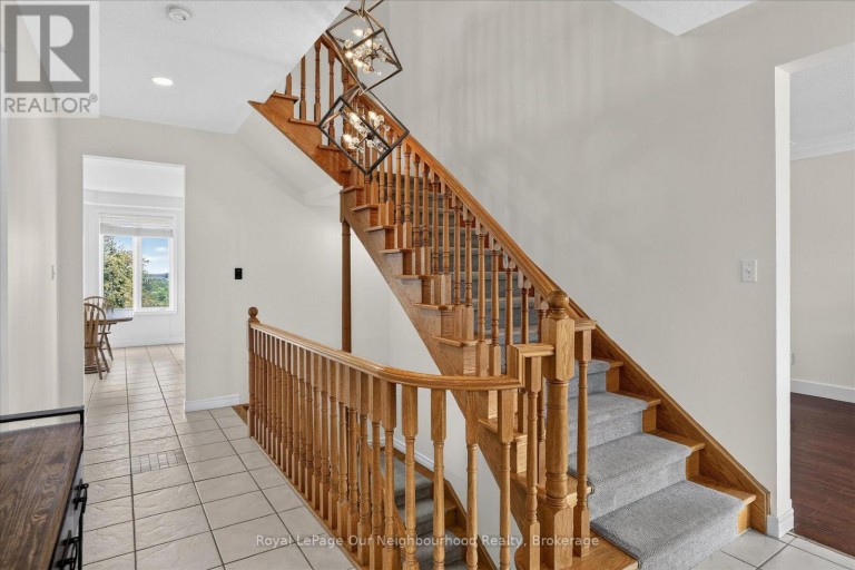 1072 SILVERDALE ROAD, Peterborough (Otonabee Ward 1), Ontario, K9J7W6