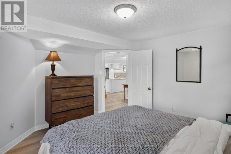 1072 SILVERDALE ROAD, Peterborough (Otonabee Ward 1), Ontario, K9J7W6