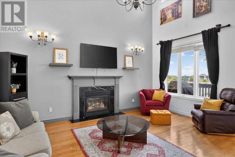 1072 SILVERDALE ROAD, Peterborough (Otonabee Ward 1), Ontario, K9J7W6