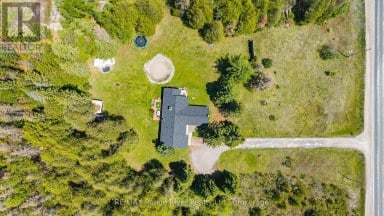 518 COUNTY RD 6 ROAD Douro-Dummer Ontario photo 2