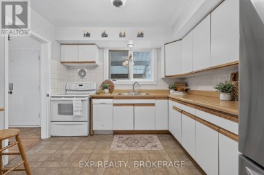 11 PEMBER PLACE Kingston (Central City West) Ontario photo 12