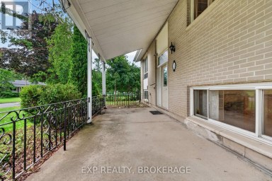 11 PEMBER PLACE Kingston (Central City West) Ontario photo 4