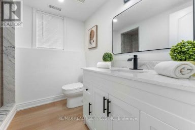 254 OLD MOSLEY STREET Wasaga Beach Ontario photo 20