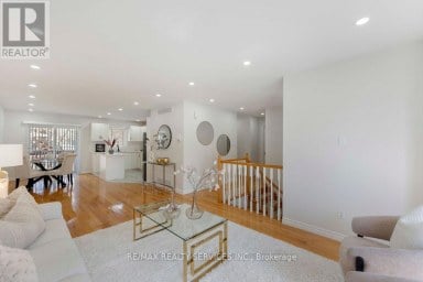 254 OLD MOSLEY STREET Wasaga Beach Ontario photo 24