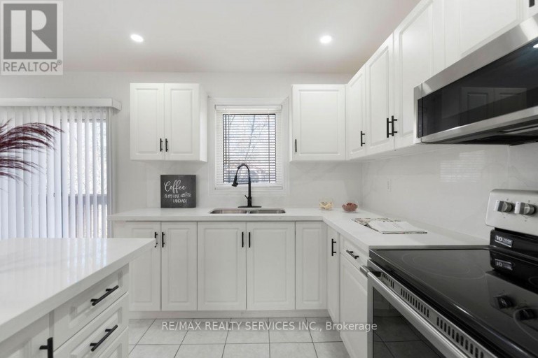 254 OLD MOSLEY STREET, Wasaga Beach, Ontario, L9Z2H8