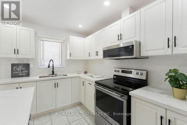 254 OLD MOSLEY STREET, Wasaga Beach, Ontario, L9Z2H8