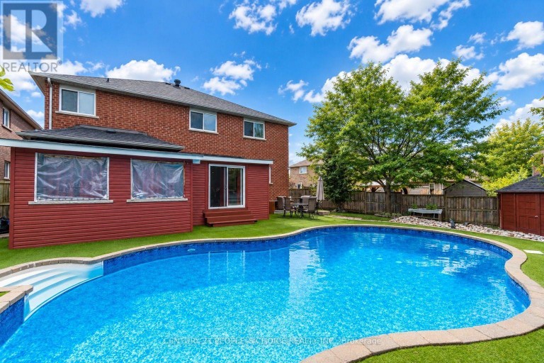 4 IMPERIAL CROWN LANE, Barrie (Innis-Shore), Ontario, L4N0T4