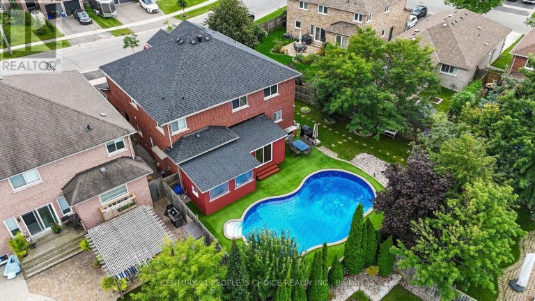 4 IMPERIAL CROWN LANE, Barrie (Innis-Shore), Ontario, L4N0T4