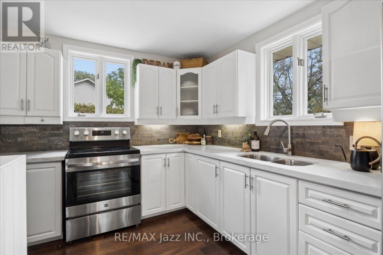 364 KING STREET E, Clarington (Bowmanville), Ontario, L1C3K5