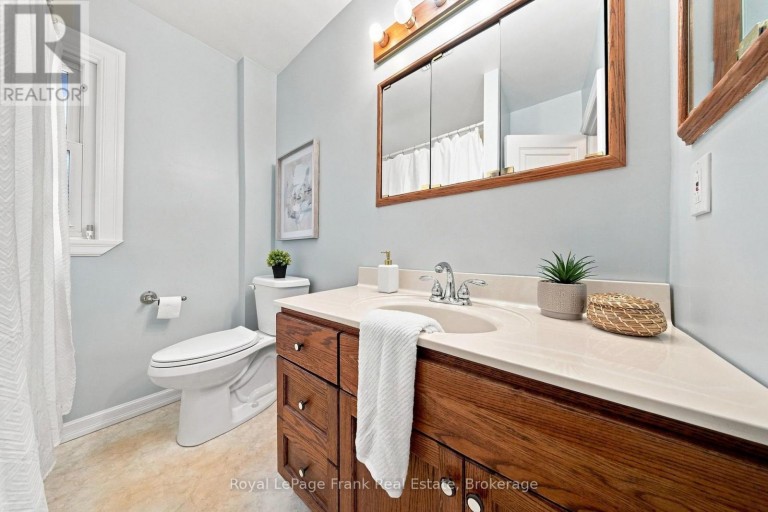 126 LAUDER ROAD, Oshawa (O'Neill), Ontario, L1G2H6