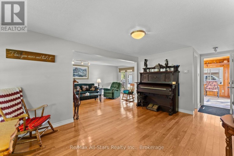 137 REID STREET, Kawartha Lakes (Bobcaygeon), Ontario, K0M1A0